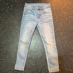 Super cute girls skinny jeans